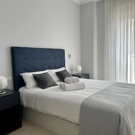 Reinapart Patacona 36 * Valencia